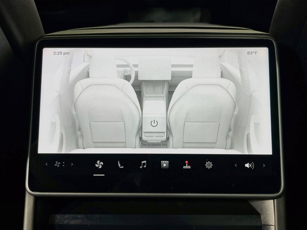 Used 2024 Tesla Model 3 Standard Range RWD image 33