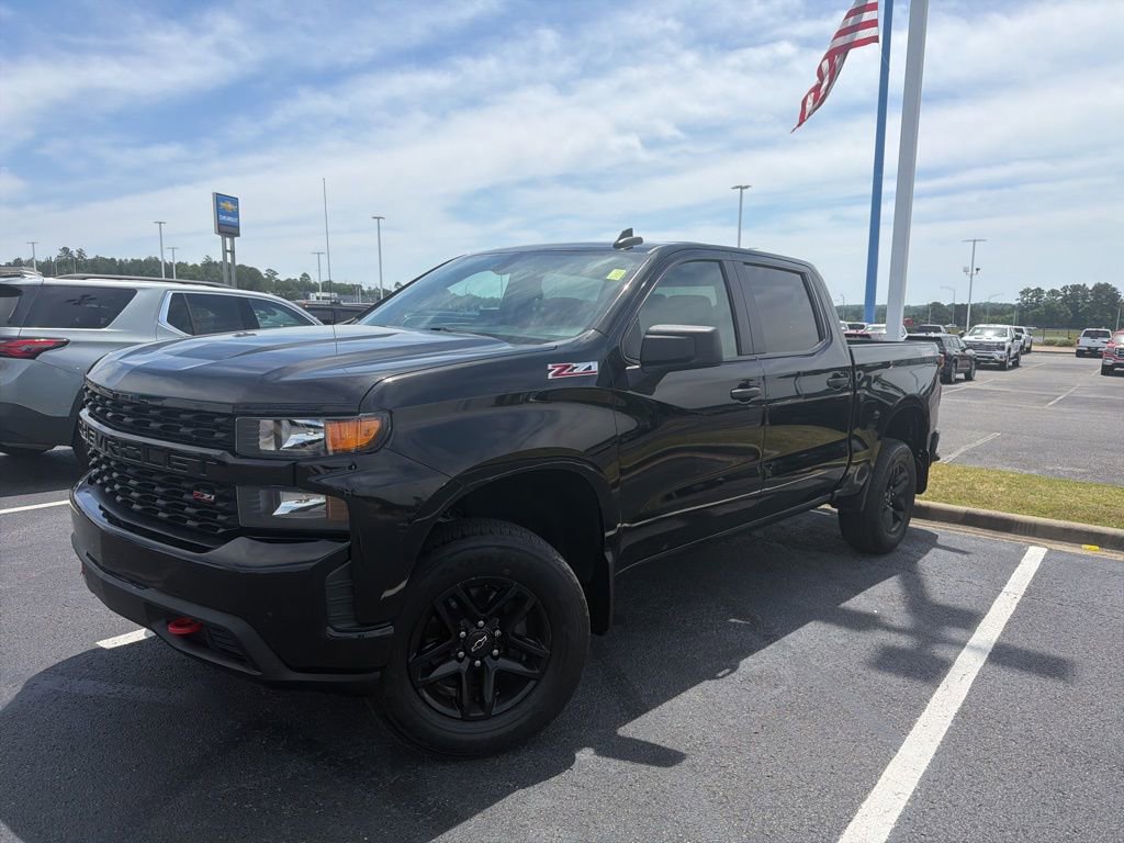 Used 2021 Chevrolet Silverado 1500 Custom Trail Boss w/ Midnight Edition AWD/4WD image 1