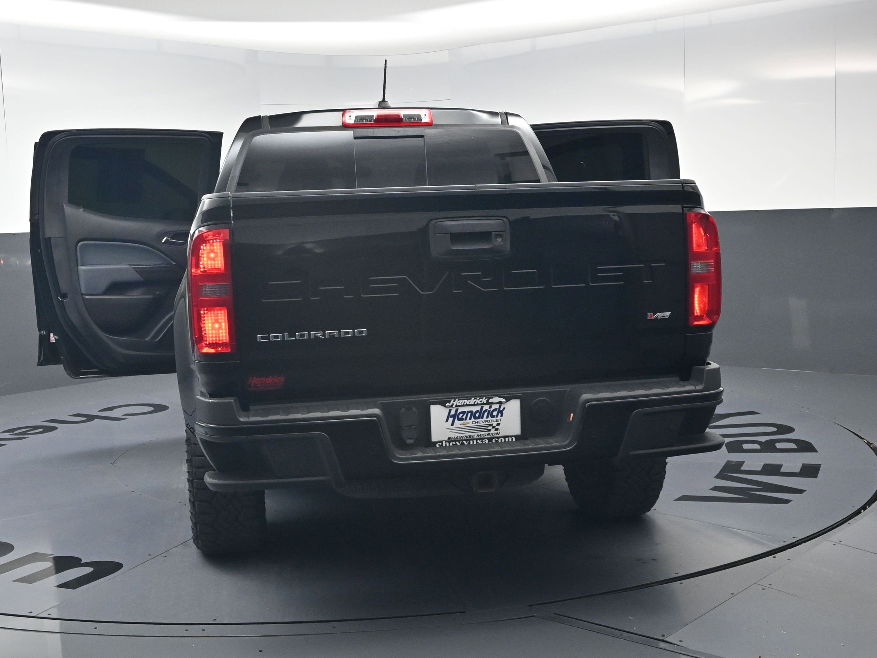 Used 2022 Chevrolet Colorado Z71 w/ Z71 Midnight Edition image 27