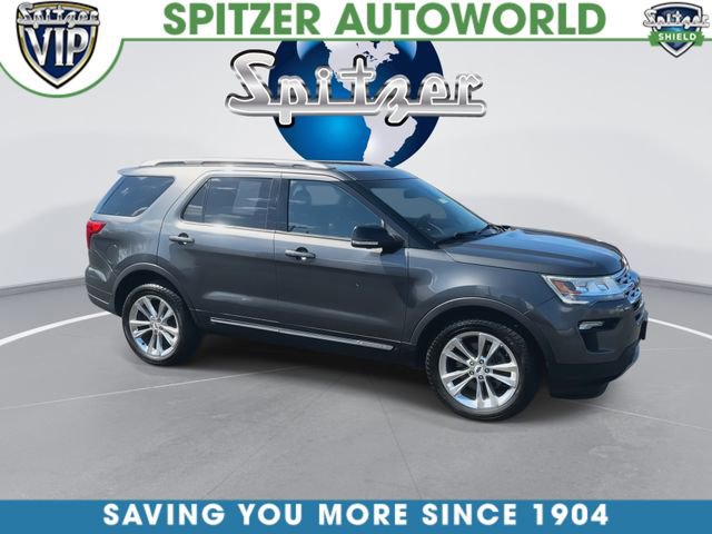 Used 2018 Ford Explorer XLT w/ Equipment Group 202A AWD/4WD image 2