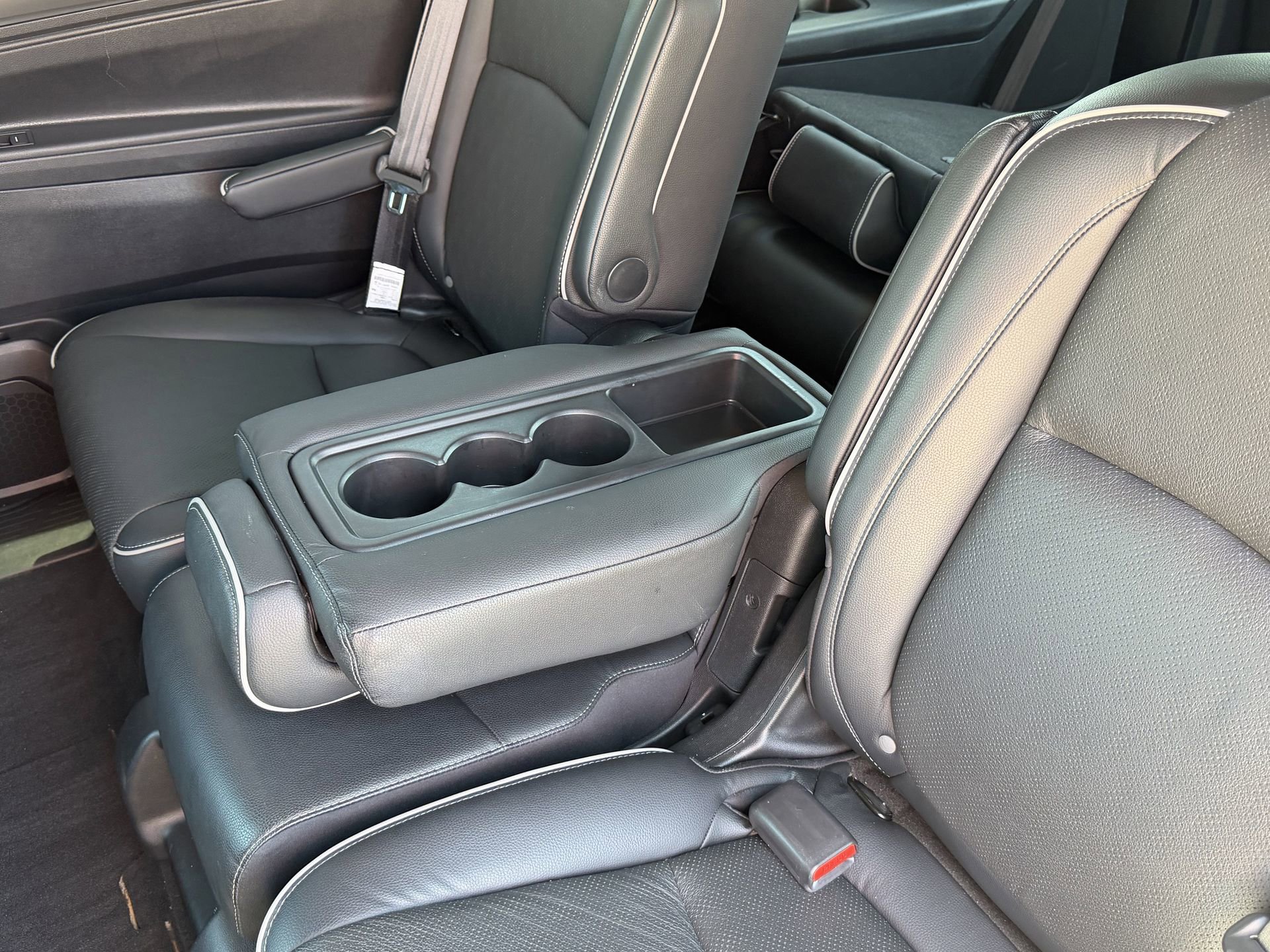 Used 2022 Honda Odyssey Elite image 14