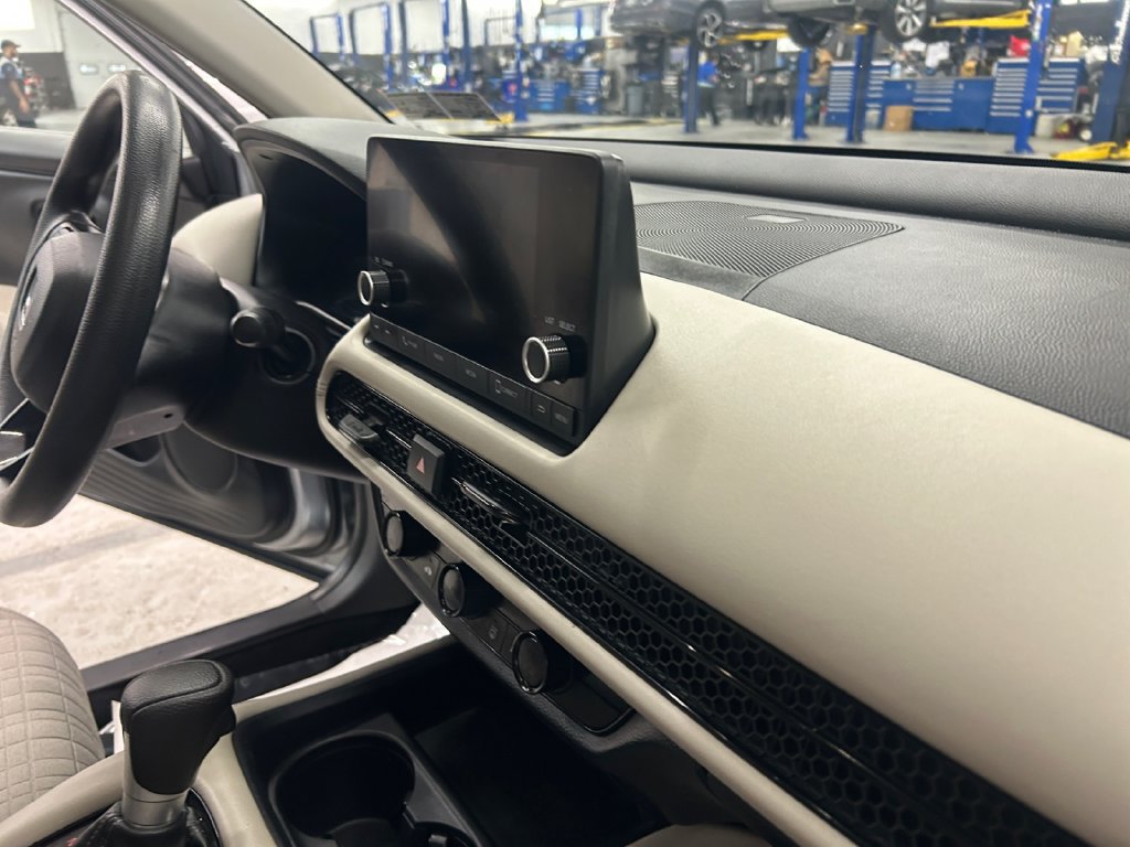 Certified 2024 Honda HR-V LX image 23
