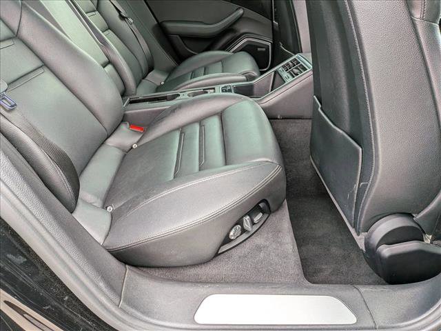 Used 2018 Porsche Panamera image 20