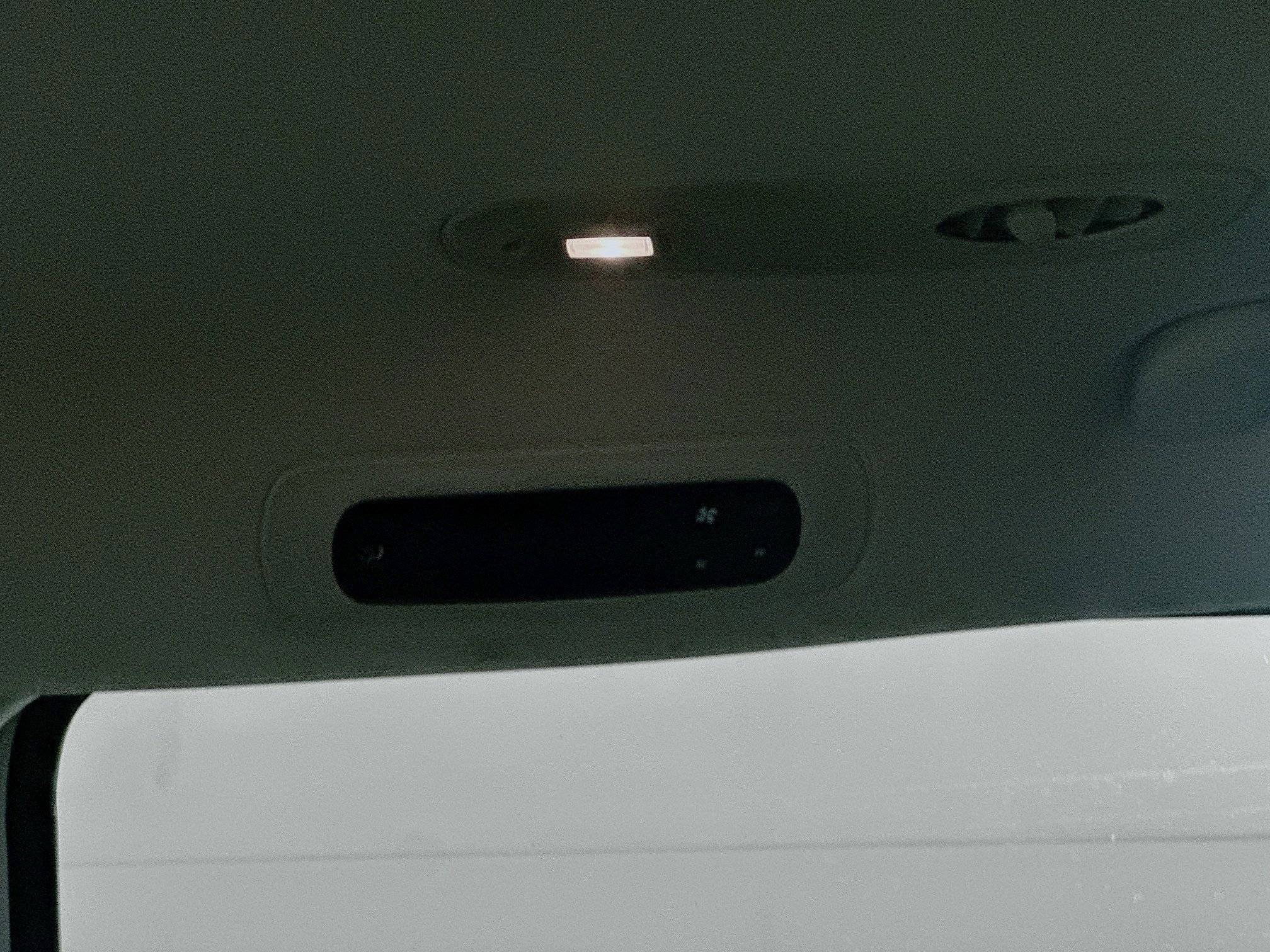 Used 2024 Chrysler Pacifica Touring-L image 26