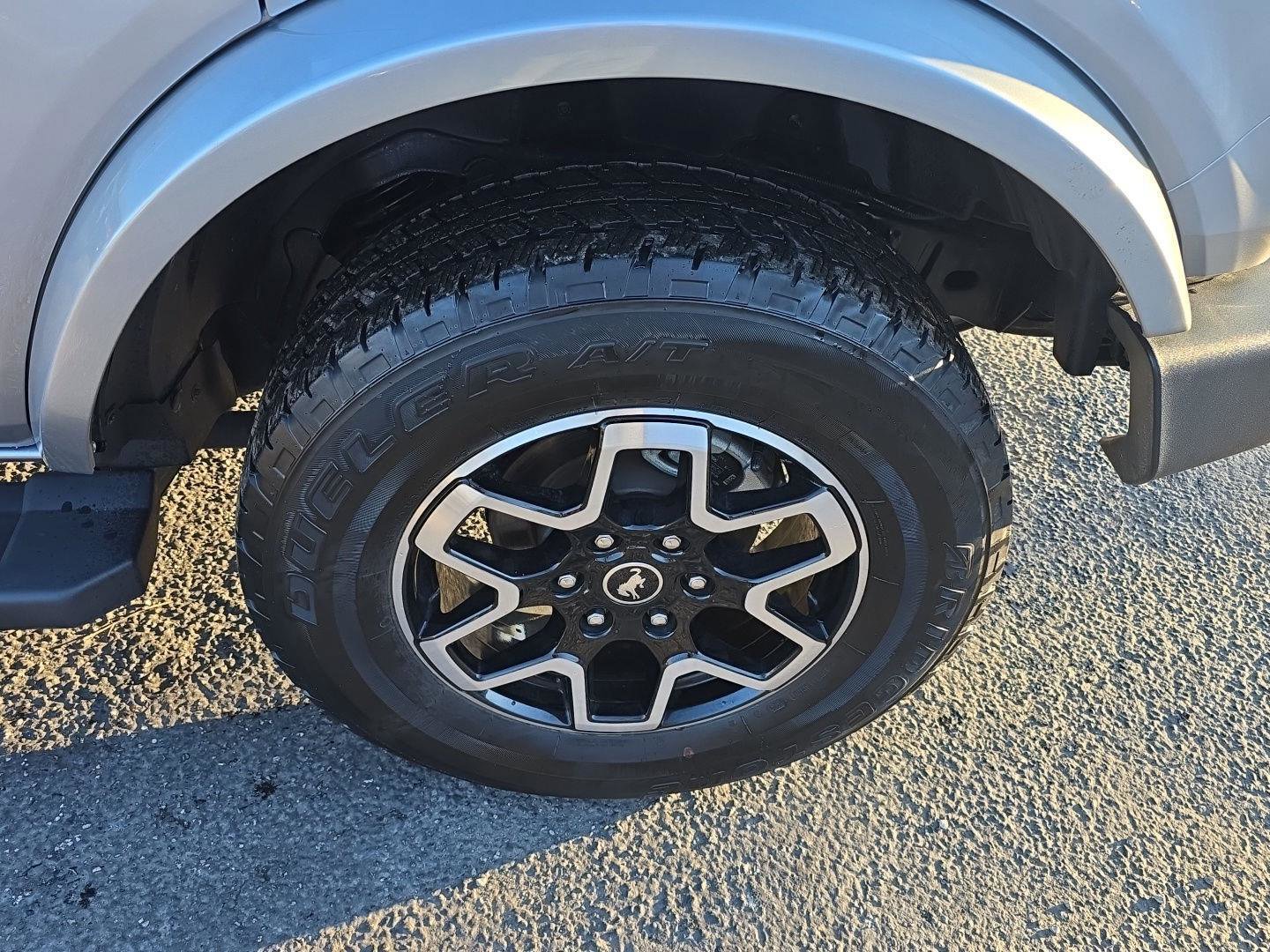 Used 2024 Ford Bronco Outer Banks image 33