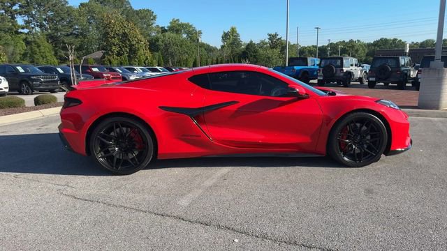 Used 2026 Chevrolet Corvette Z06 RWD image 3