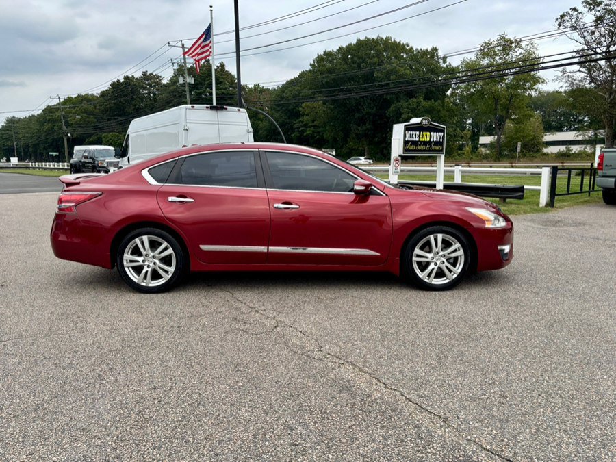 Used 2015 Nissan Altima FWD image 5