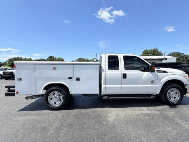 Used 2014 Ford F350 XL w/ Power Equipment Group RWD image 4