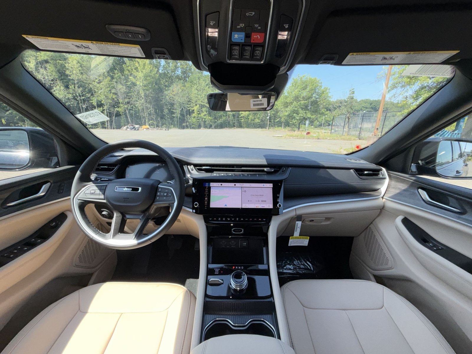 New 2026 Jeep Grand Cherokee Limited w/ Limited Altitude Package AWD/4WD image 23
