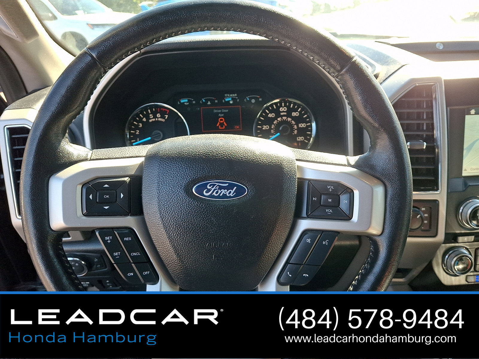 Used 2018 Ford F150 Lariat w/ Equipment Group 502A Luxury AWD/4WD image 22