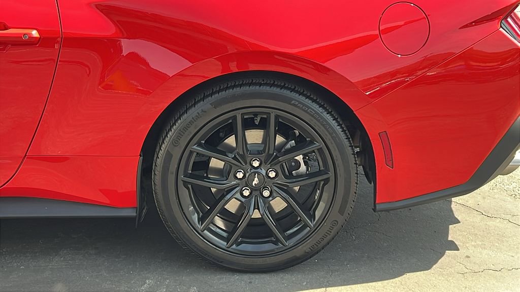 Certified 2025 Ford Mustang Premium image 9