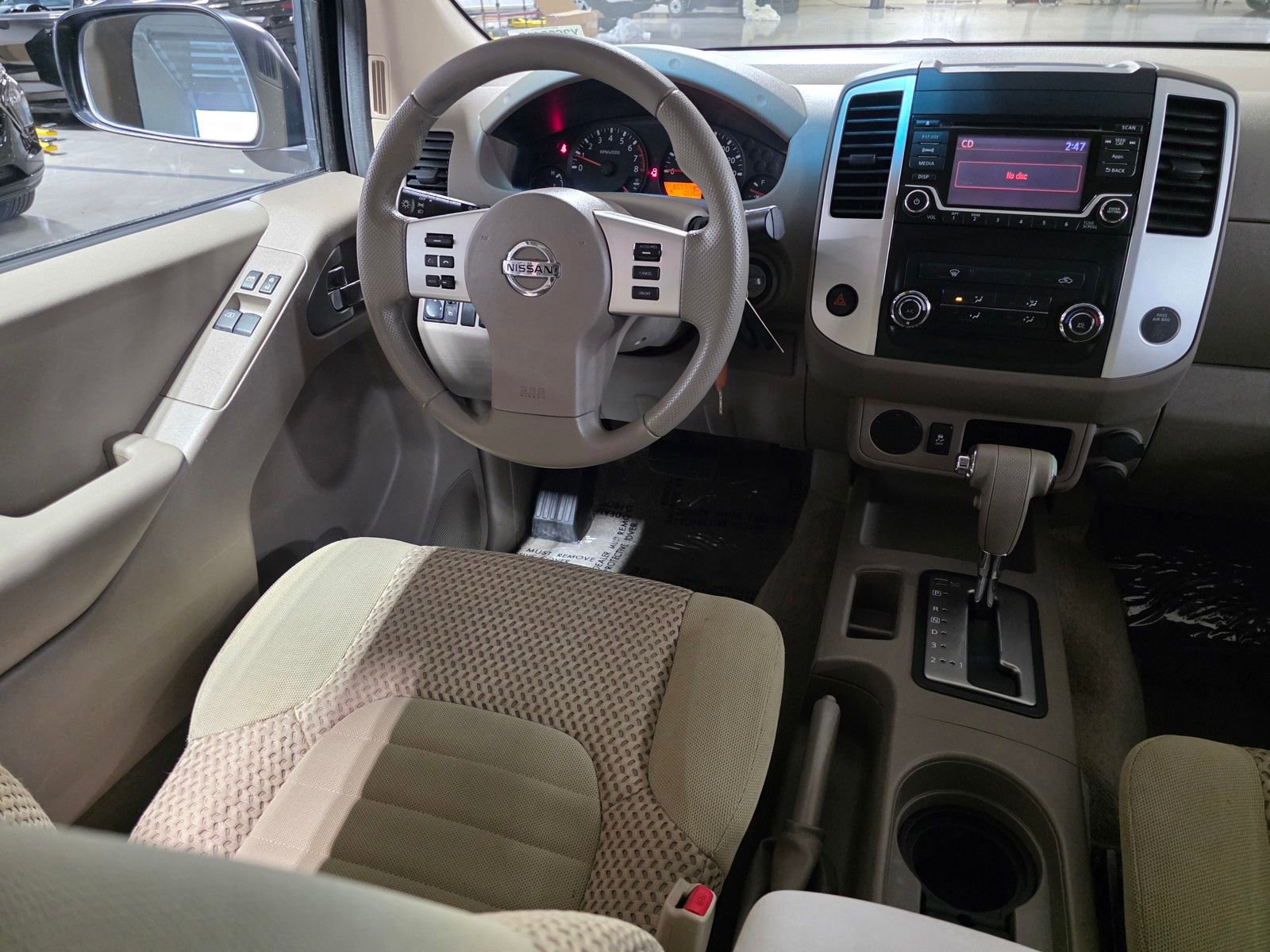 Used 2015 Nissan Frontier SV RWD image 18