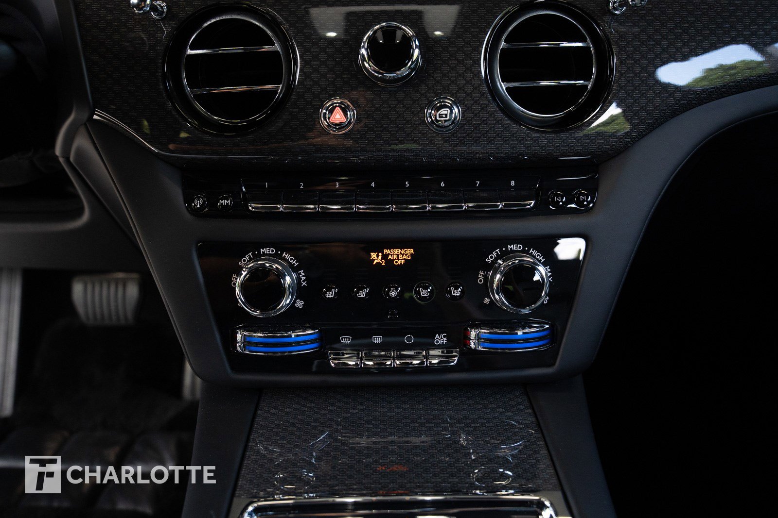 Used 2023 Rolls-Royce Ghost Black Badge w/ Black Badge Ghost Package image 20