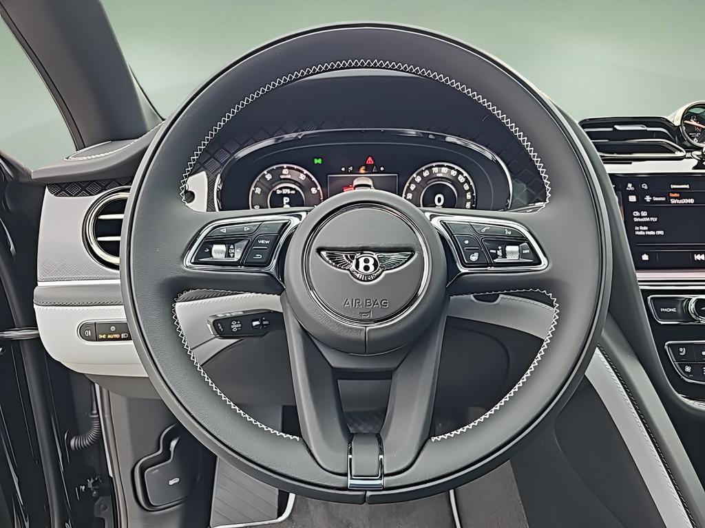 New 2025 Bentley Bentayga AWD/4WD image 23