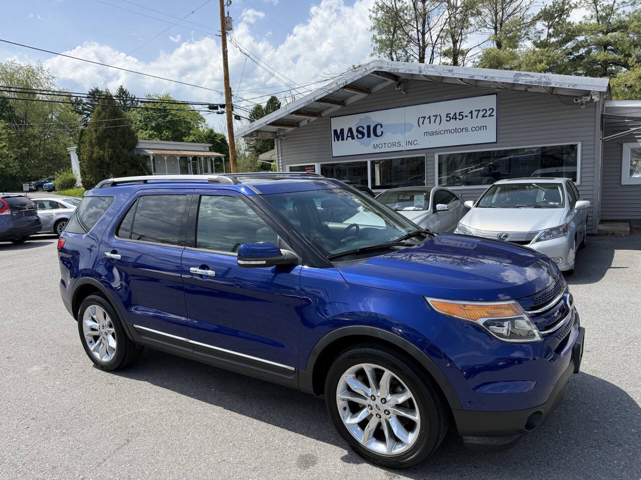 Used 2014 Ford Explorer Limited w/ Equipment Group 302A AWD/4WD image 32