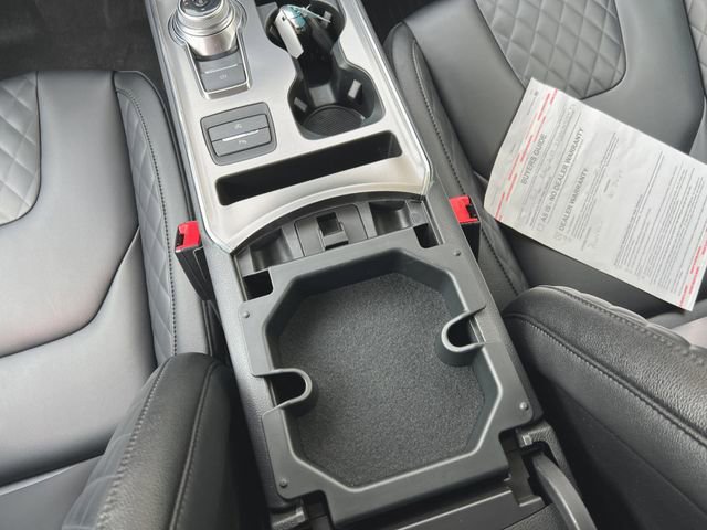 Used 2023 Ford Edge Titanium AWD/4WD image 32
