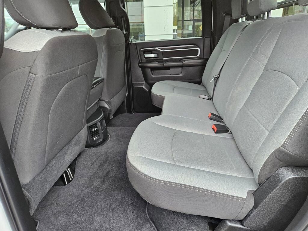 Used 2024 RAM 3500 SLT w/ Quick Order Package 2YG SLT AWD/4WD image 17