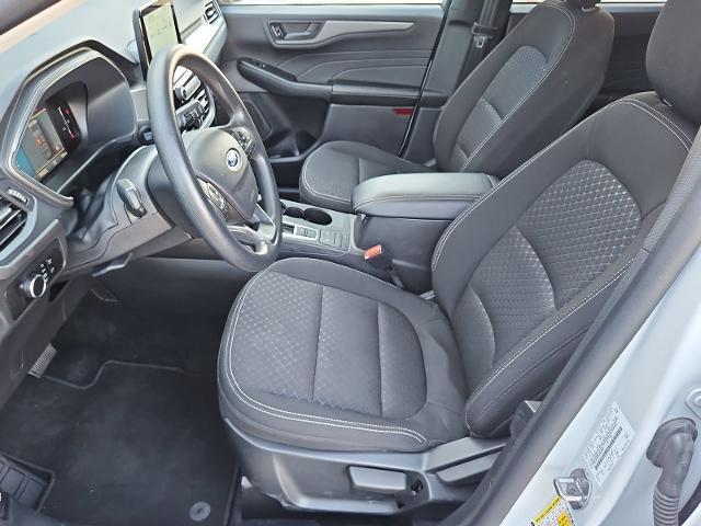 Used 2025 Ford Escape Active AWD/4WD image 18