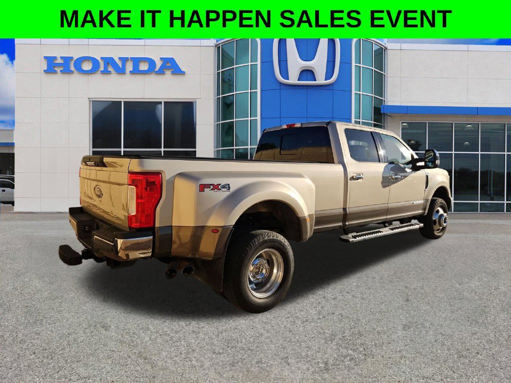 Used 2017 Ford F350 Lariat w/ Chrome Package AWD/4WD image 18
