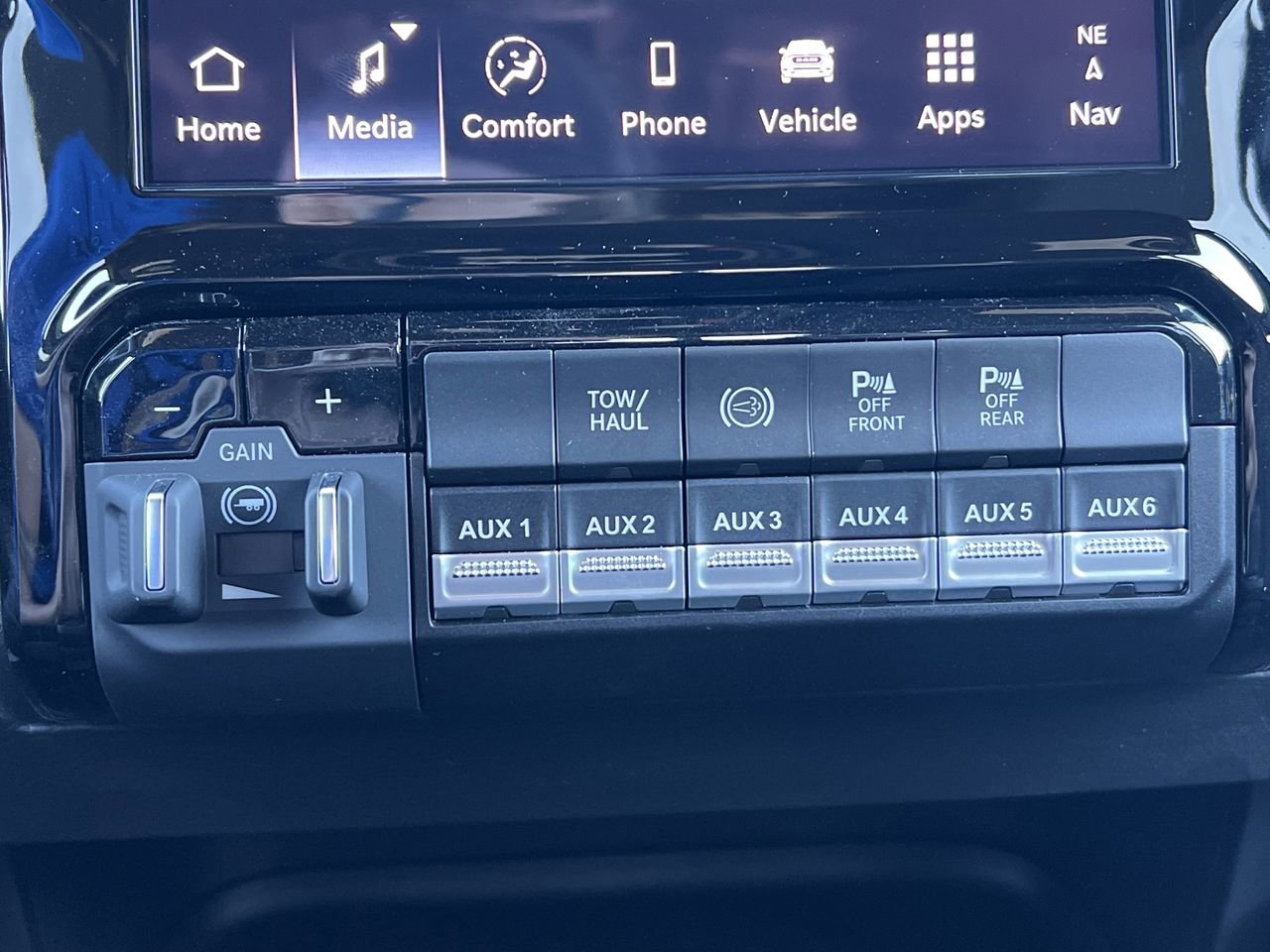 New 2026 RAM 3500 Tradesman AWD/4WD image 7