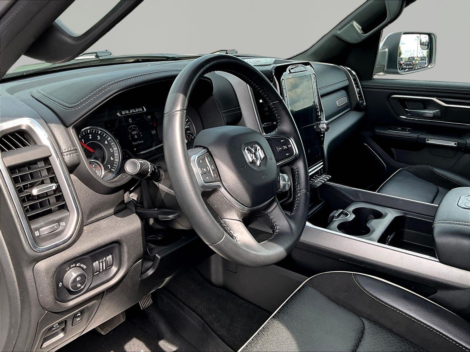 Used 2024 RAM 1500 Laramie AWD/4WD image 17