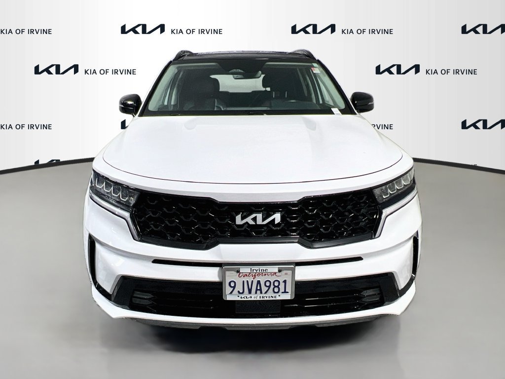Certified 2023 Kia Sorento EX w/ Panoramic Sunroof Package FWD image 2
