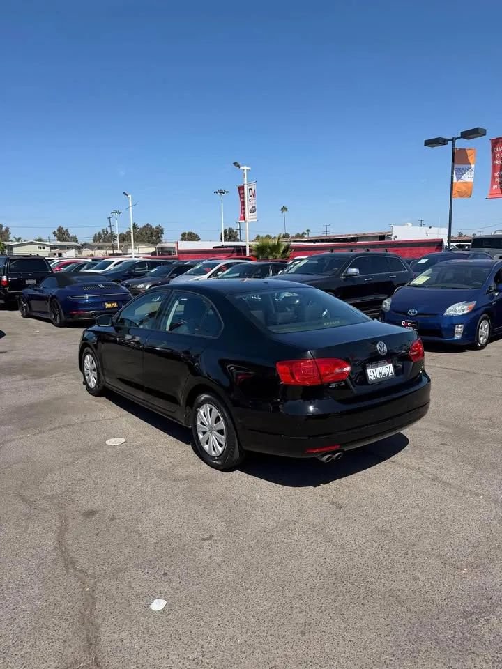 Used 2013 Volkswagen Jetta S FWD image 5