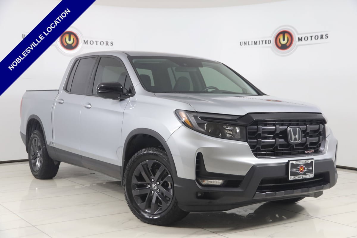 Used 2025 Honda Ridgeline Sport image 1