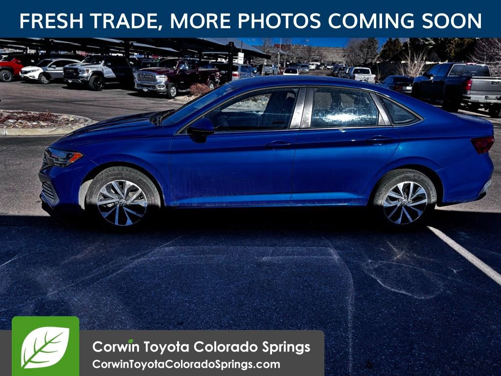 Used 2023 Volkswagen Jetta S image 4
