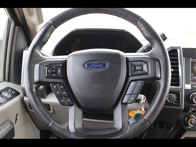 Used 2015 Ford F150 XLT w/ Equipment Group 302A Luxury AWD/4WD image 28