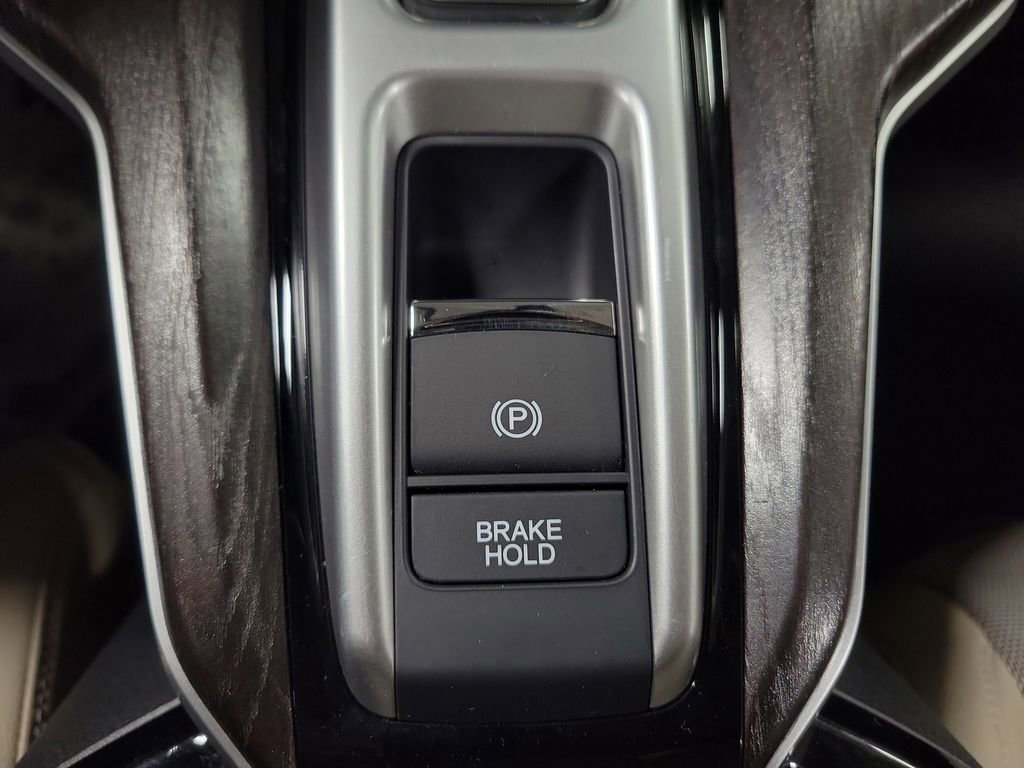 Used 2018 Honda Clarity Plug-In Hybrid image 15