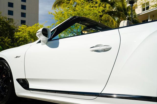 Used 2024 Bentley Continental GT Speed AWD/4WD image 20