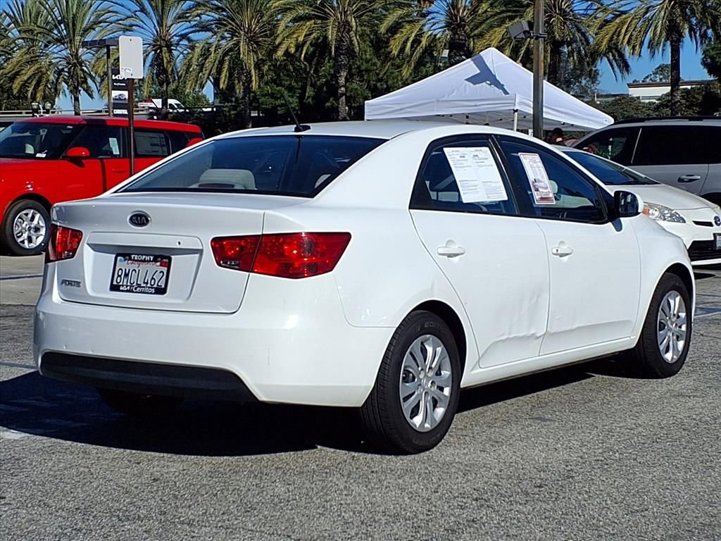 Used 2011 Kia Forte LX image 5