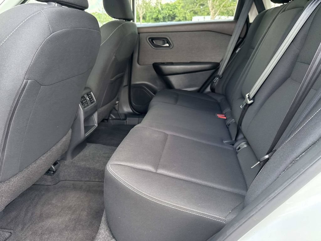 Certified 2023 Nissan Rogue S AWD/4WD image 13