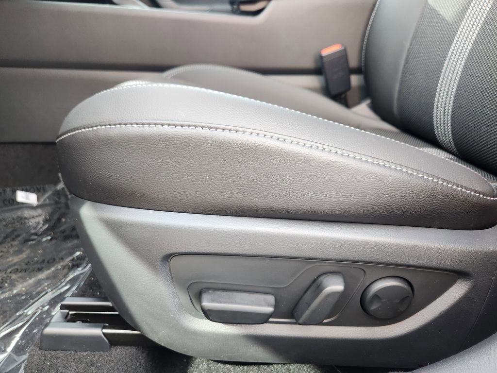 New 2026 MAZDA CX-50 2.5 Hybrid w/ Preferred Pkg image 14