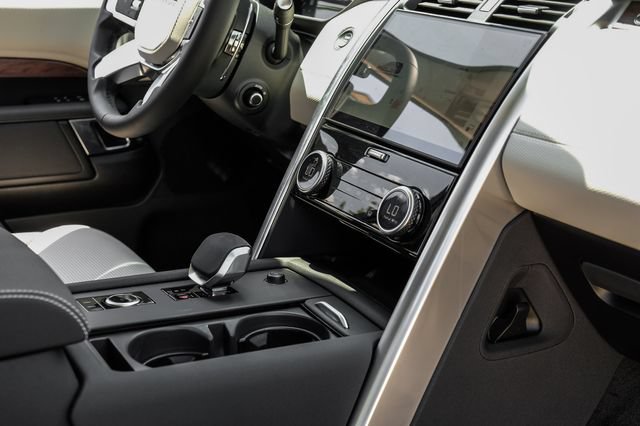 New 2026 Land Rover Discovery Dynamic SE AWD/4WD image 29
