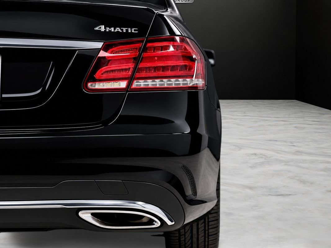 Used 2016 Mercedes-Benz E 350 4MATIC Sedan w/ Premium Package image 15