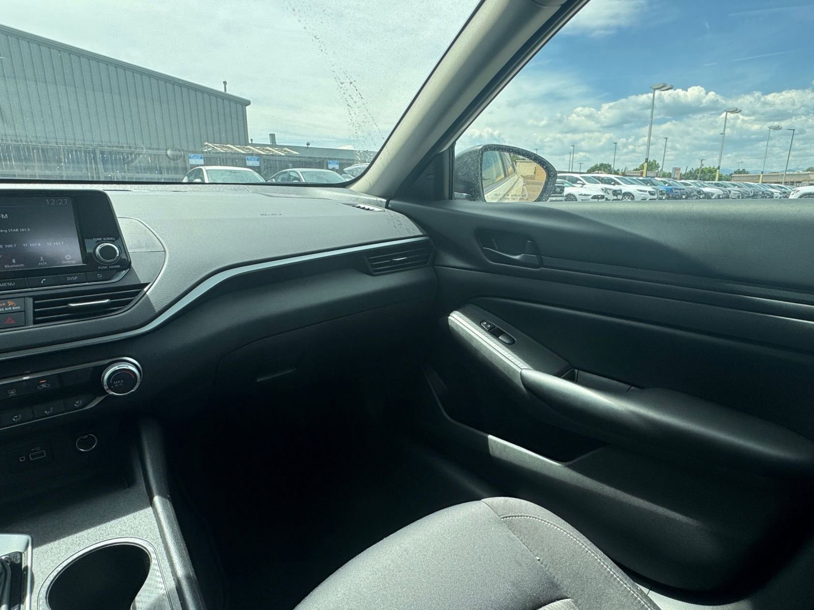 Used 2024 Nissan Altima 2.5 S image 33