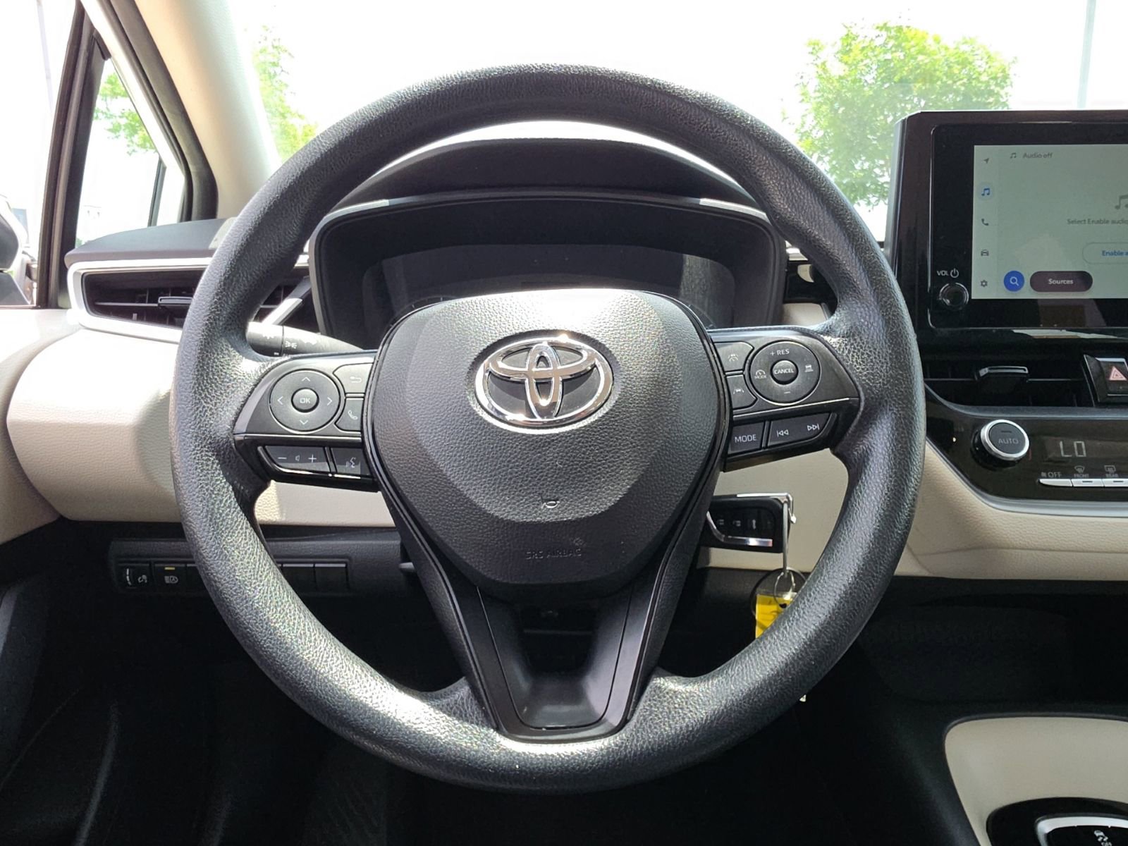 Used 2024 Toyota Corolla LE FWD image 19