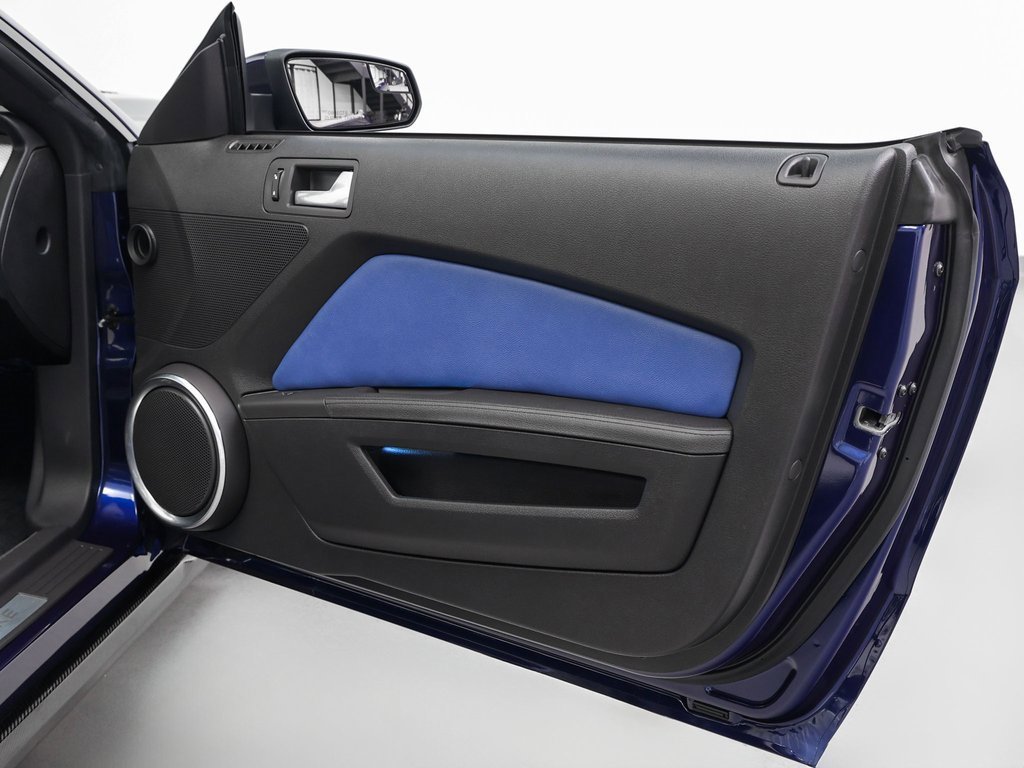 Used 2012 Ford Mustang Shelby GT500 w/ Electronics Pkg image 34