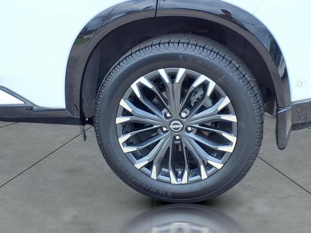 Certified 2024 Nissan Rogue Platinum w/ Platinum Premium Package AWD/4WD image 4