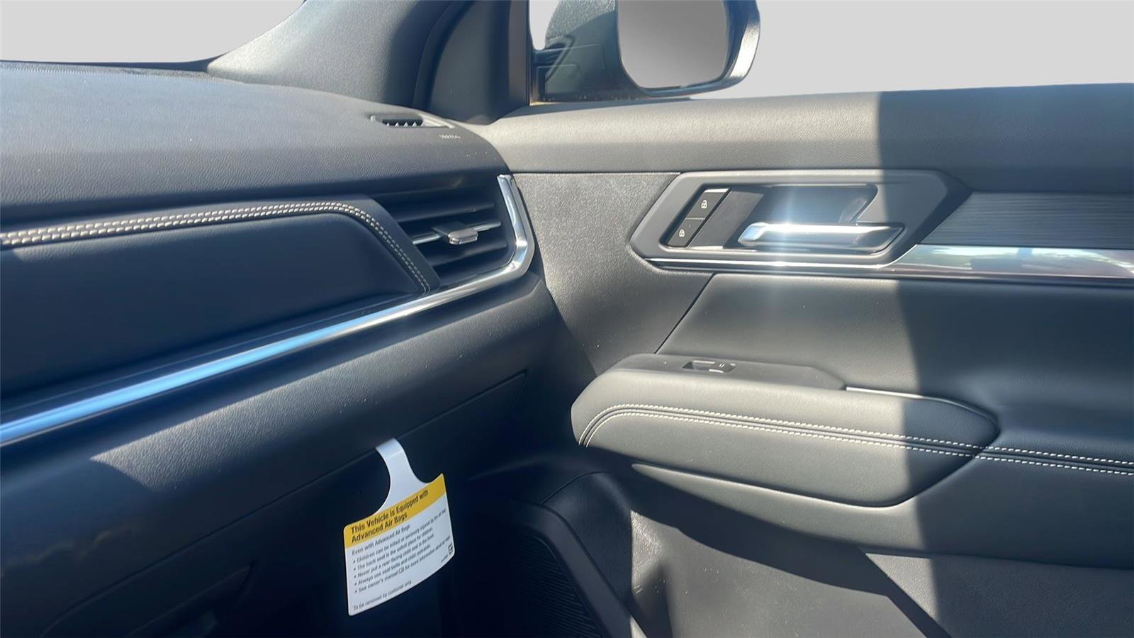 New 2026 GMC Terrain Elevation w/ LPO, Floor Liner Package AWD/4WD image 10