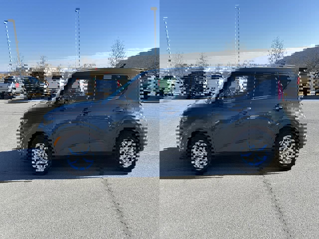 Used 2024 Kia Soul LX w/ Option Group 015 image 4