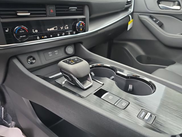 New 2026 Nissan Rogue SV image 28