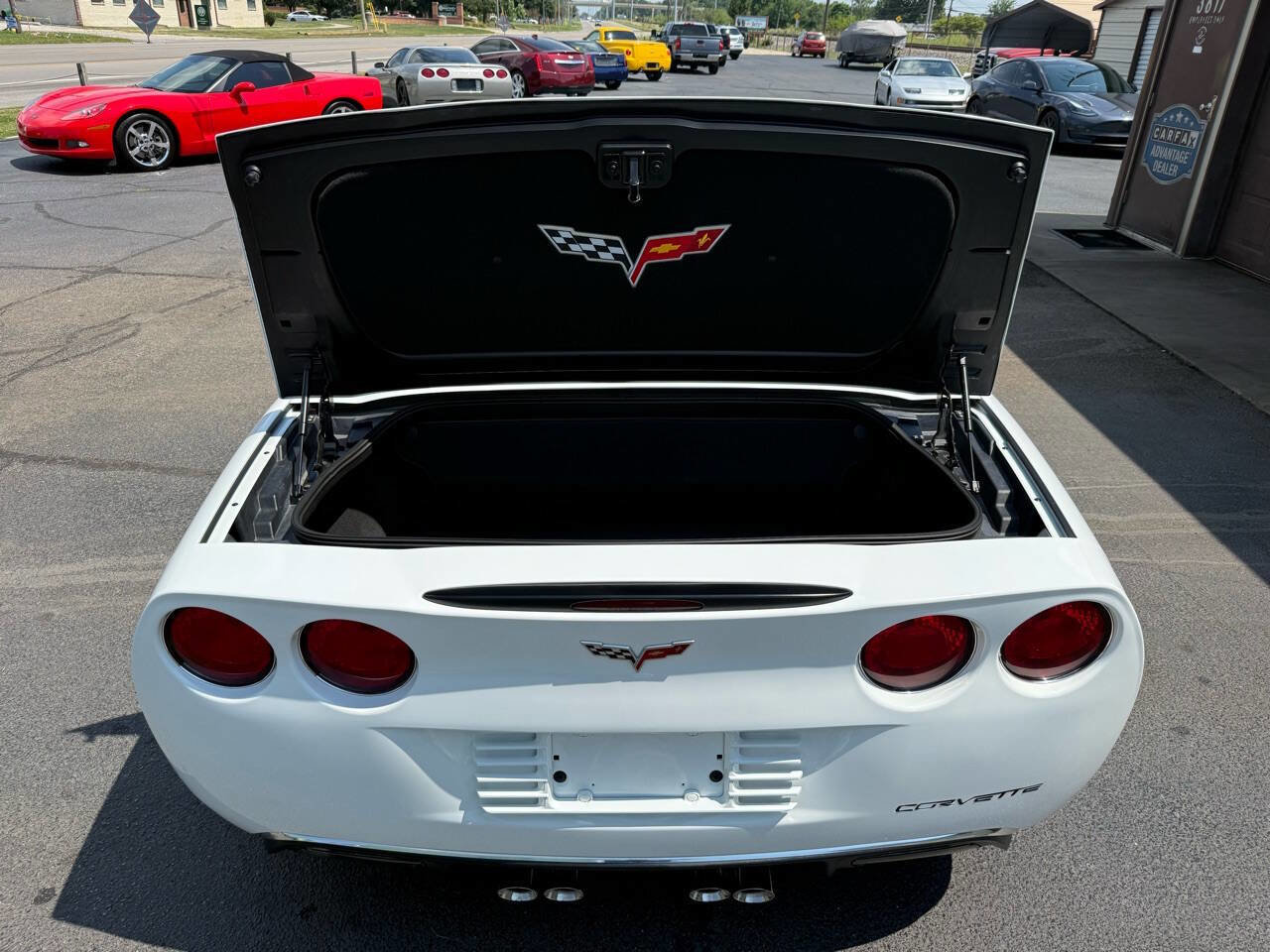 Used 2006 Chevrolet Corvette Convertible w/ Preferred Equipment Group image 19