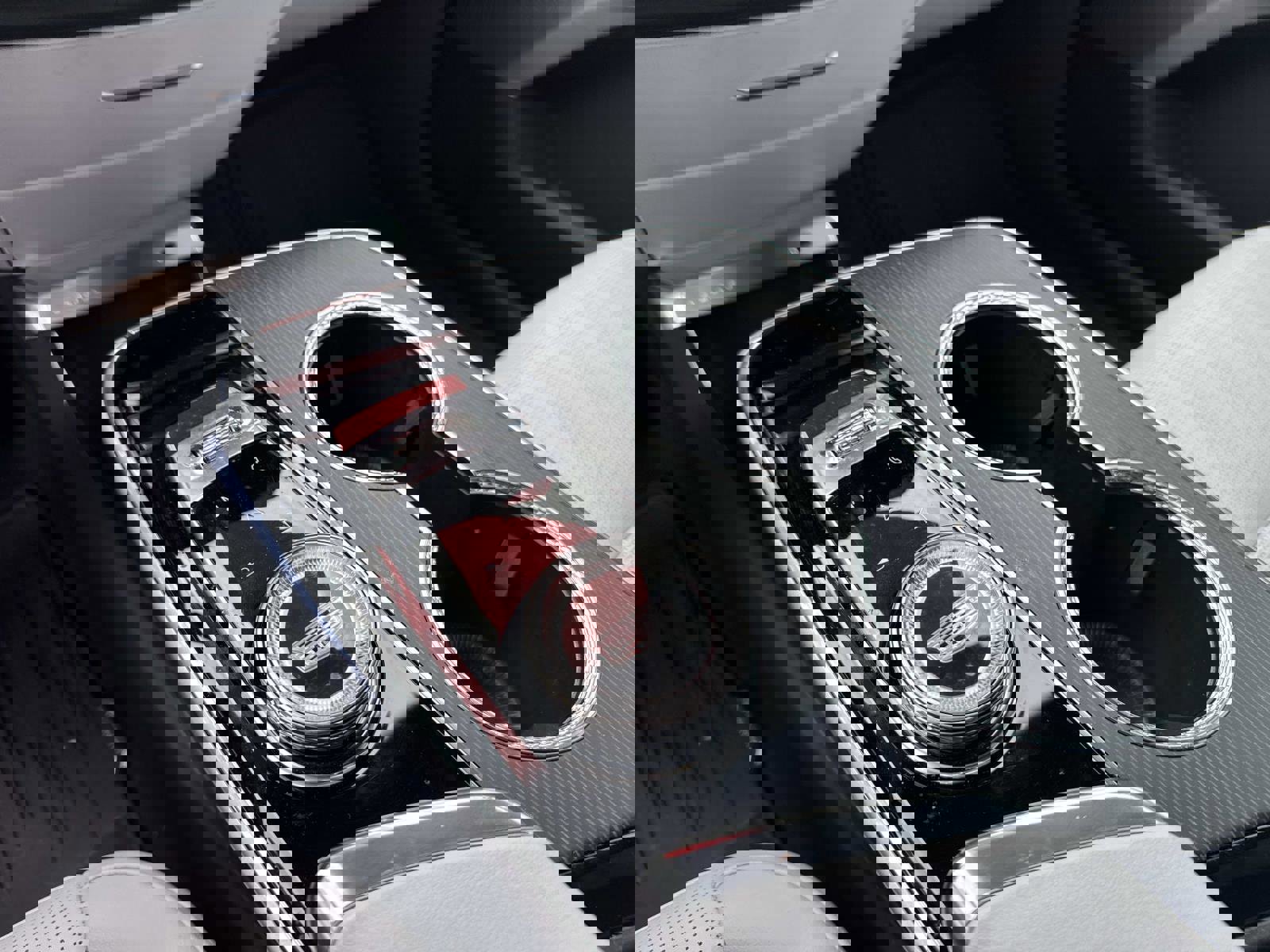 New 2025 Cadillac Lyriq Sport image 23