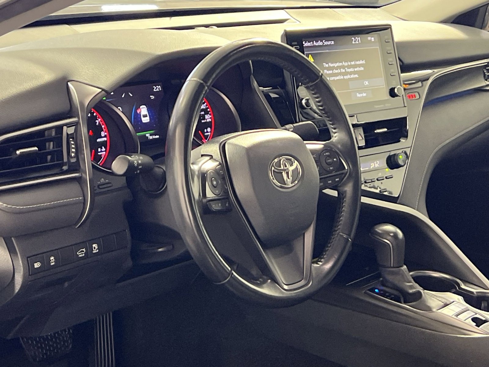 Used 2023 Toyota Camry XSE image 16