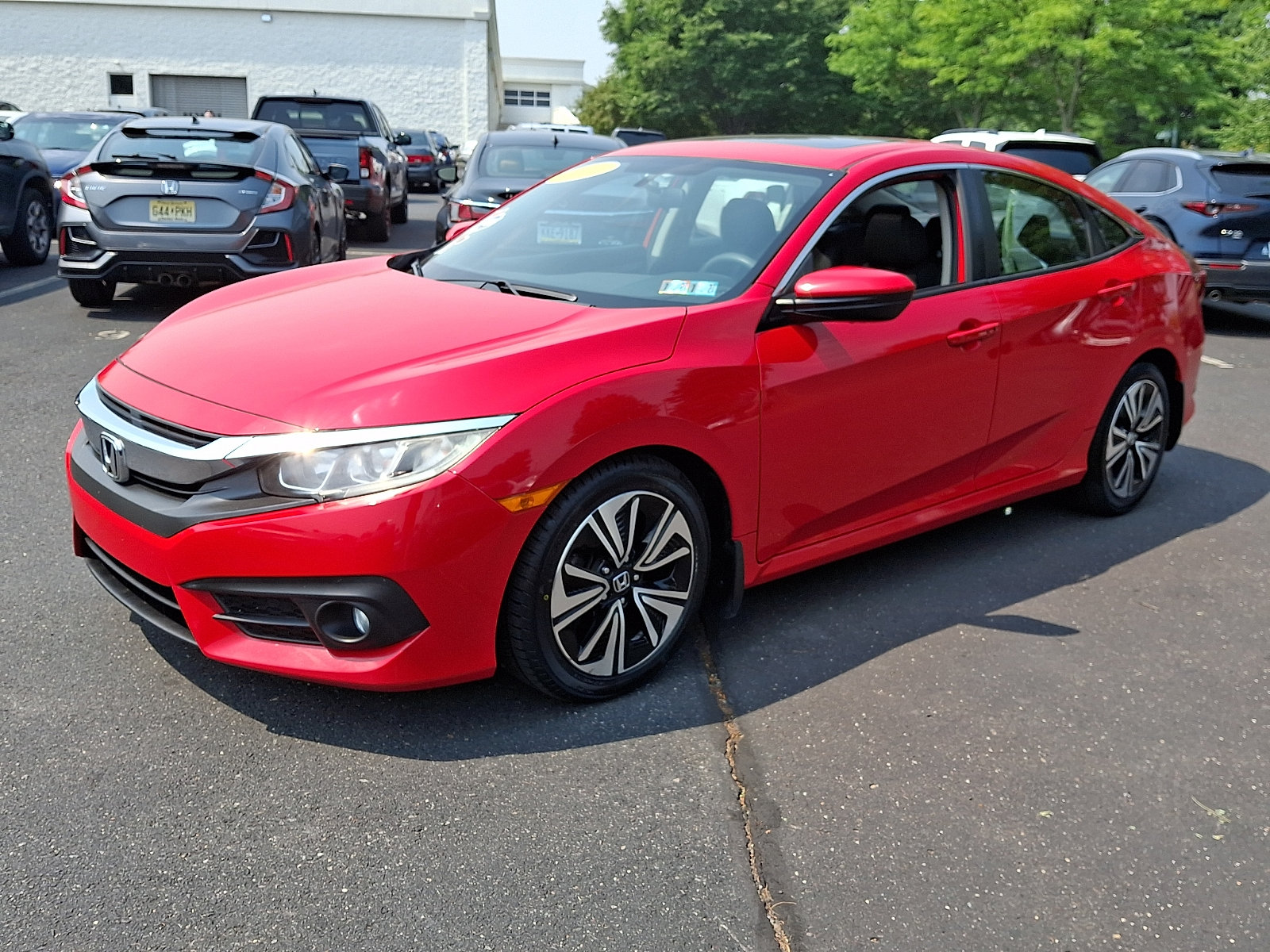 Certified 2017 Honda Civic EX-T image 3