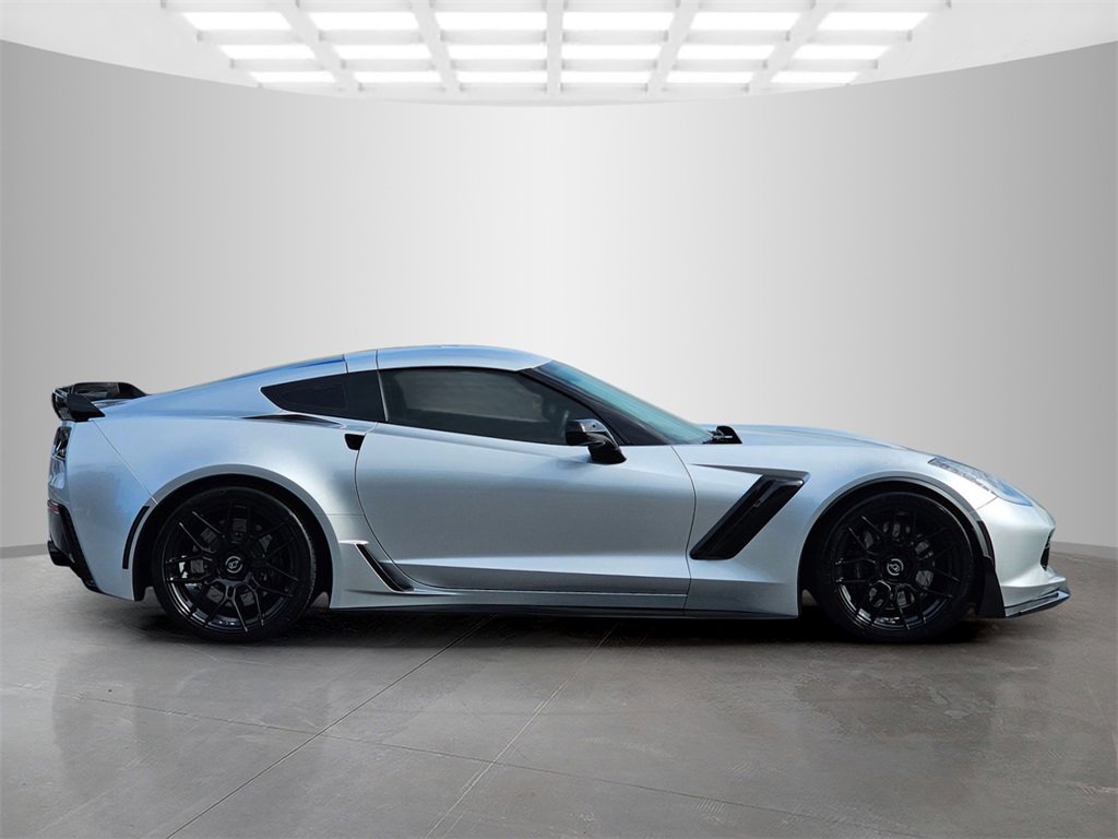 Used 2018 Chevrolet Corvette Grand Sport image 7