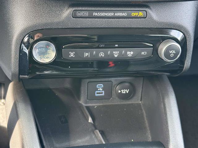 Used 2023 Ford Escape Platinum image 21